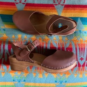 Amazing MIA Sofia clog (size 41 but runs small)